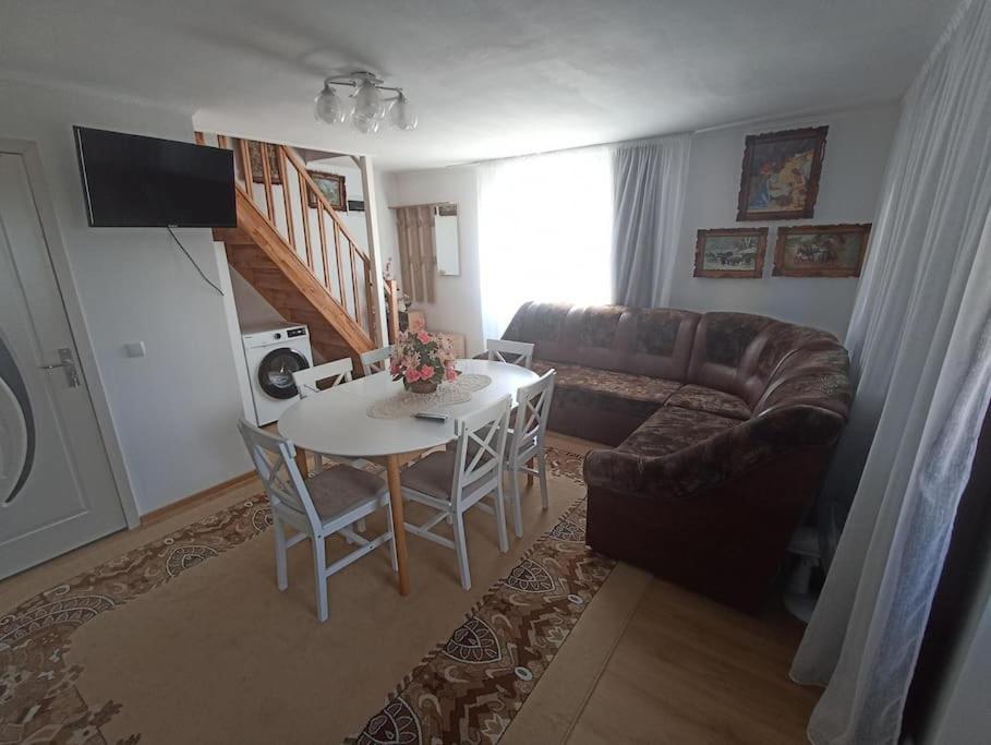 Villa Jj Zavoi Orăştie Exterior foto