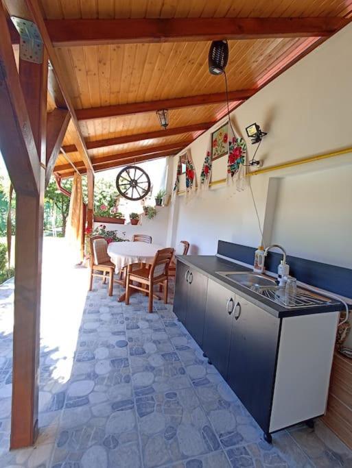 Villa Jj Zavoi Orăştie Exterior foto